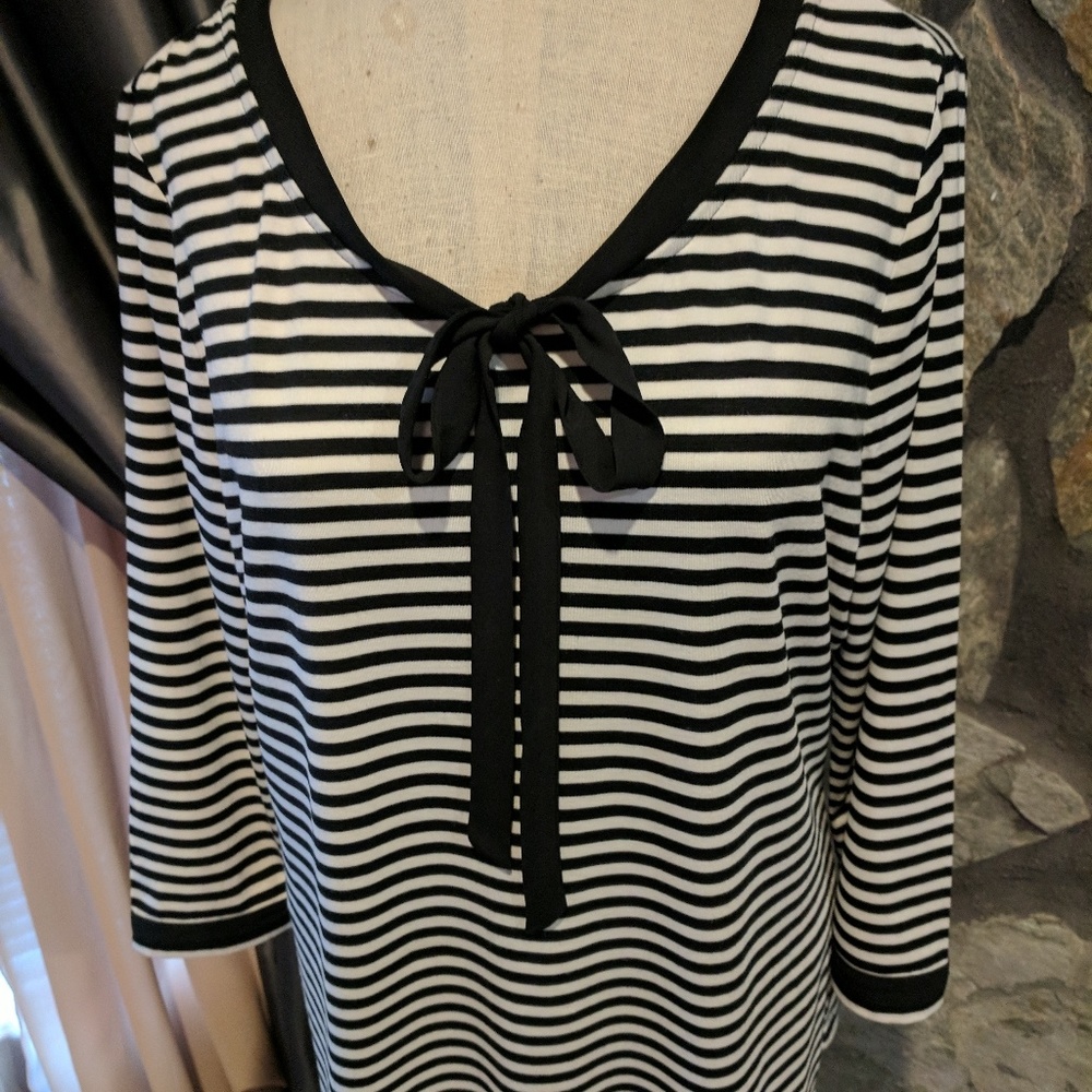 Woman top